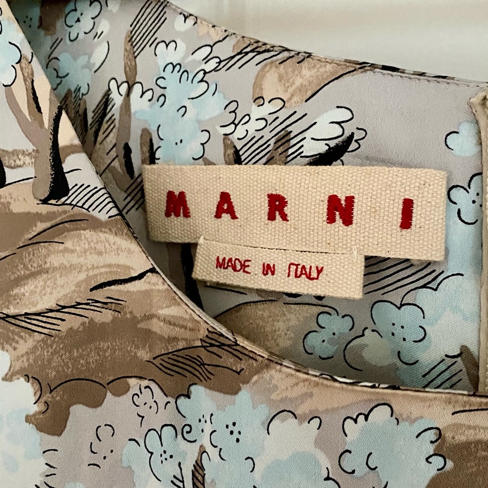 Marni Dress Size 42 Us 8
Patterned with trees in beige, light blue and brown. - Picture 3 of 8